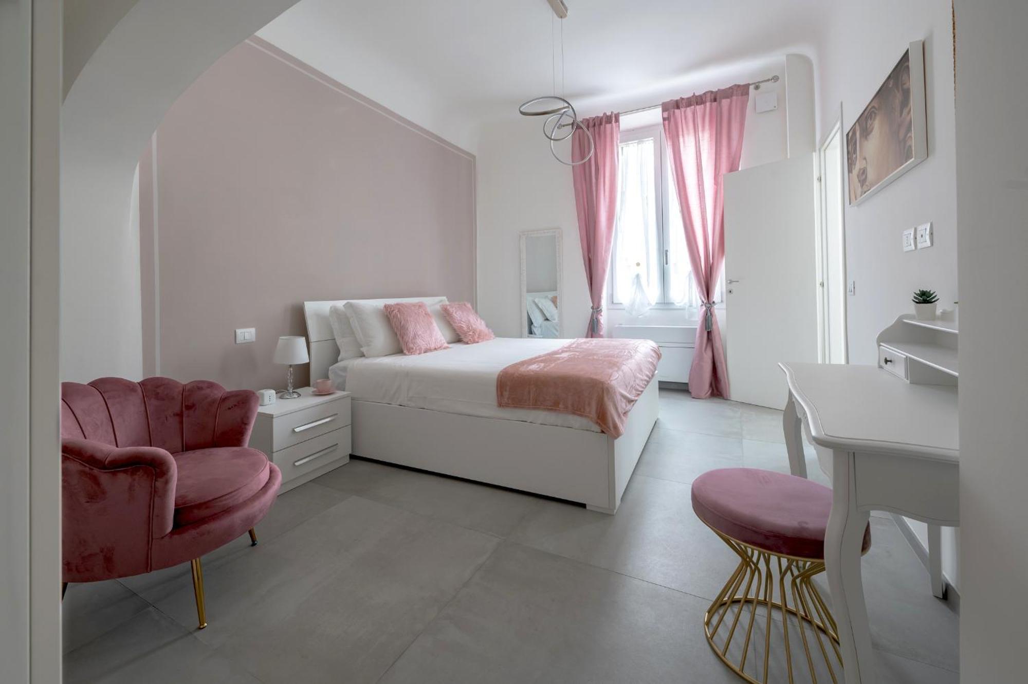 Via Ponte Alle Mosse, 19 - Florence Charming Apartments - A Chic, Newly Renovated Apartment Near Tram Leopolda, A Few Min From Downtown Ngoại thất bức ảnh