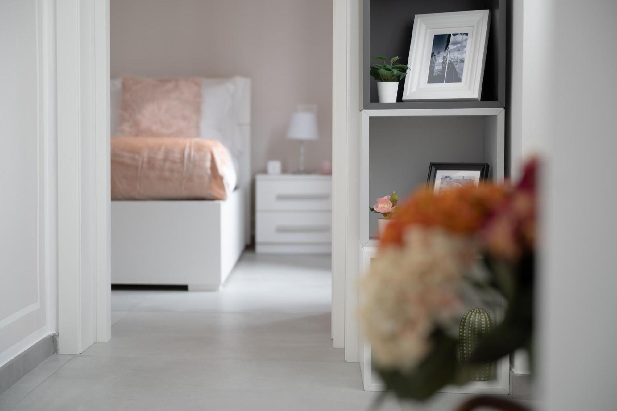 Via Ponte Alle Mosse, 19 - Florence Charming Apartments - A Chic, Newly Renovated Apartment Near Tram Leopolda, A Few Min From Downtown Ngoại thất bức ảnh