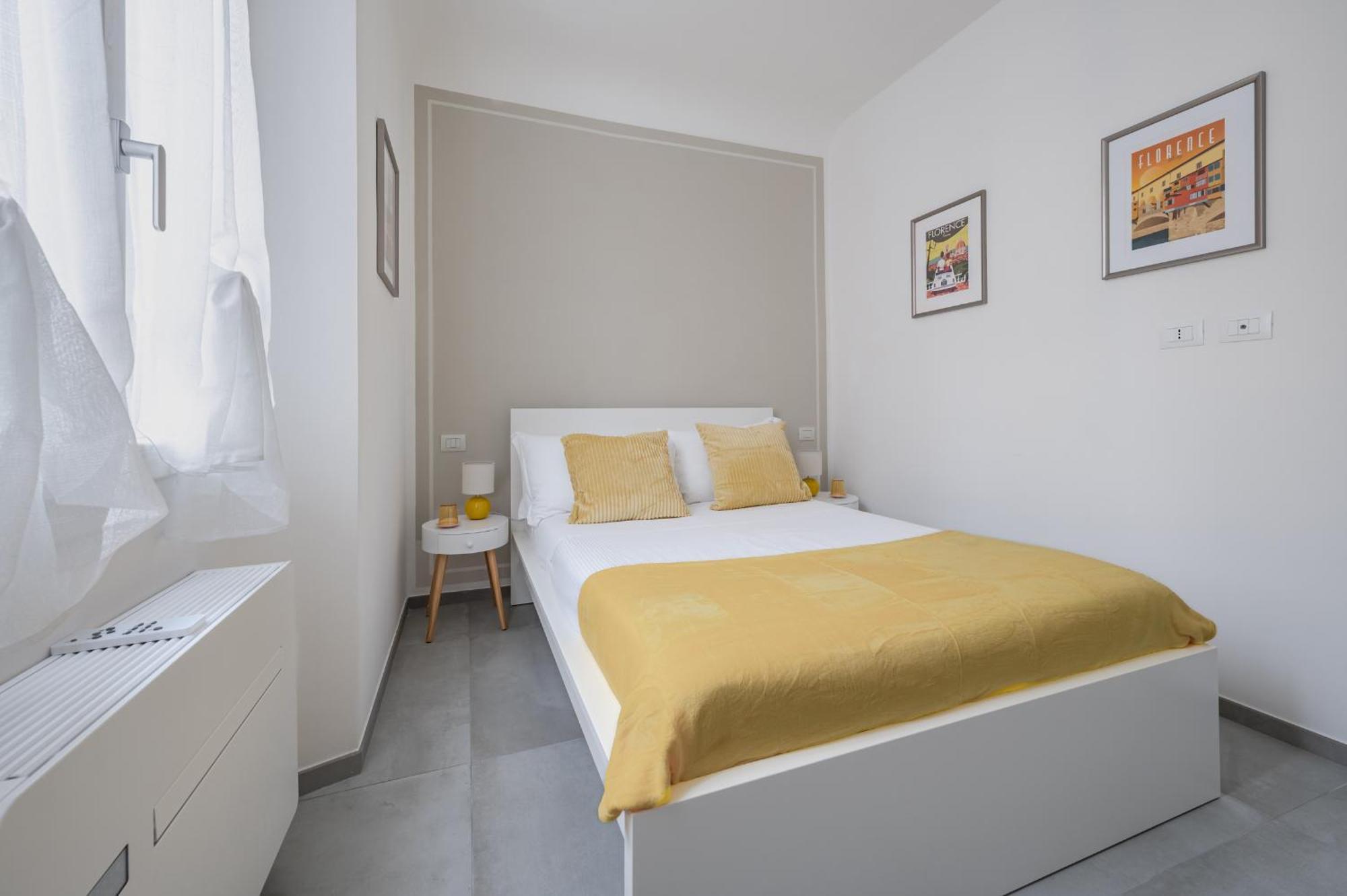 Via Ponte Alle Mosse, 19 - Florence Charming Apartments - A Chic, Newly Renovated Apartment Near Tram Leopolda, A Few Min From Downtown Ngoại thất bức ảnh